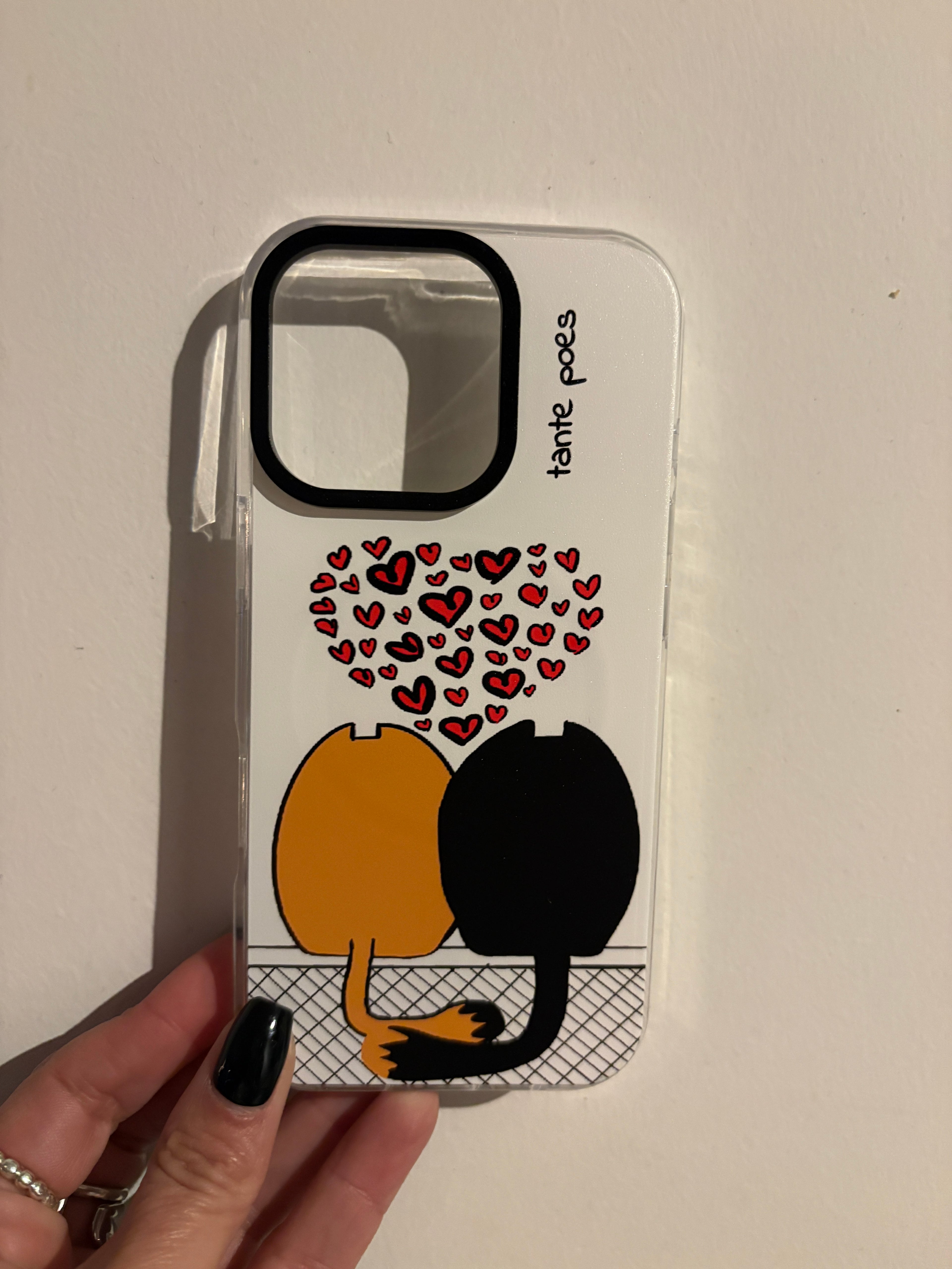 tante poes iPhone Mag Safe case. Cute, tough and impossible to ignore!