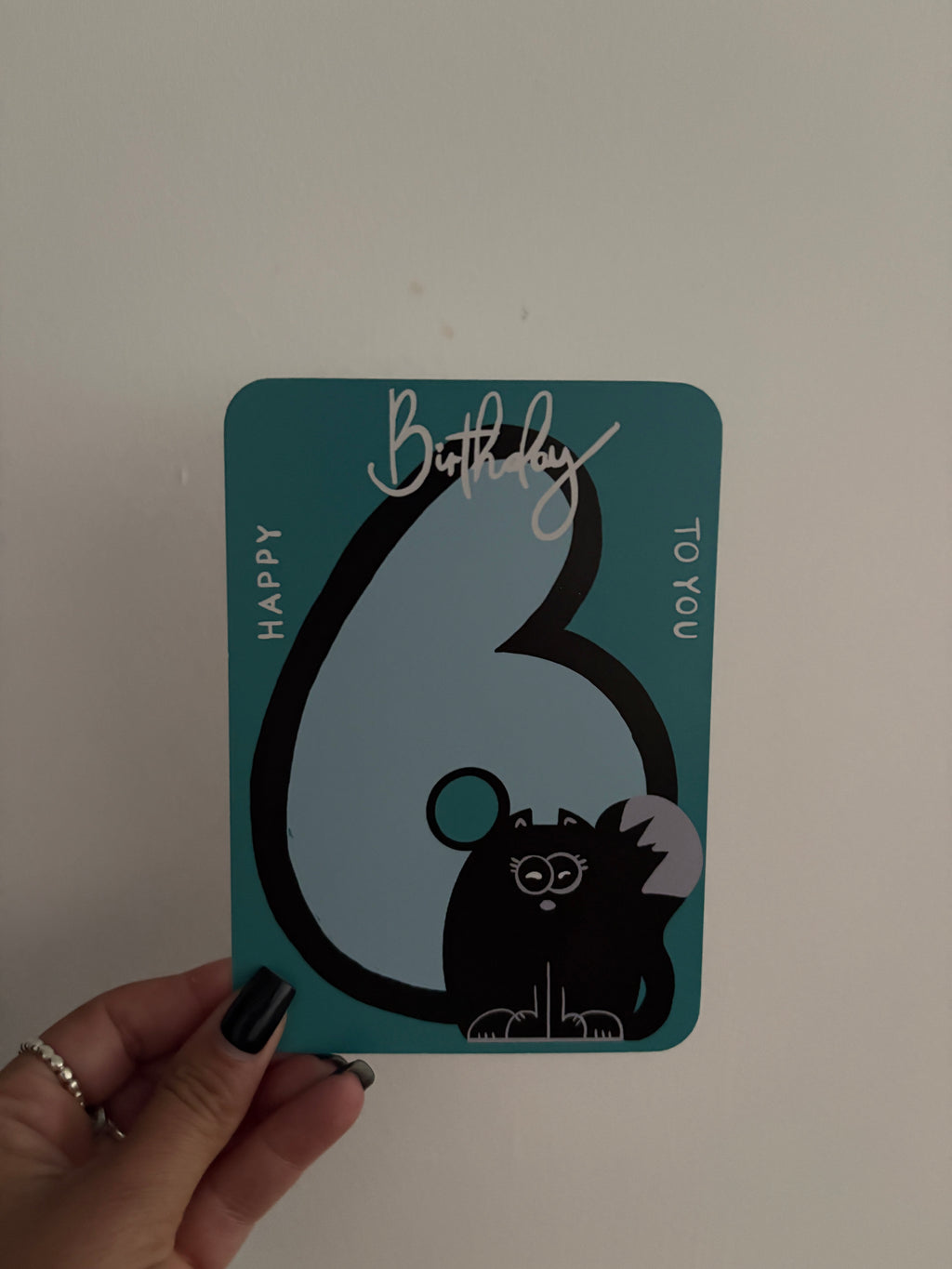 tante poes singing "happy birthday to you" blue